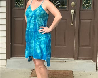 Size Large textured tie dye sundress