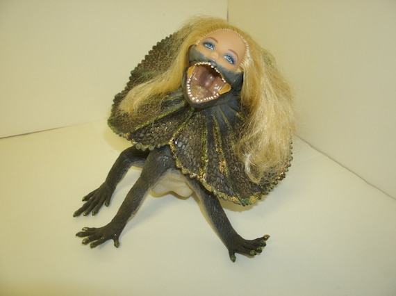 Frilled Lizard Barbie