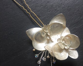 Wedding hair pin. Orchid flower hair pin. Bridal hair pin. Hair accessories
