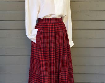 Red and Navy Plaid Pleated Skirt with Pockets by Liz Claiborne Size XS 24" Waist Midi Length Below the Knee