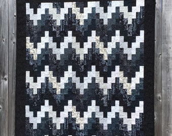 Batik Quilt // Patchwork Quilt // Bargello Quilt // Handmade Quilt // Art Quilt // Blue Black White Quilt // Geometric Quilt // Throw Quilt