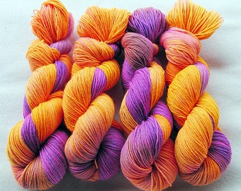 Handdyed SockYarn, 75 Wool, 25 Polyamid 100g 3.5 oz. Nr. 374
