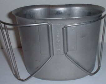 US Army "butterfly" stainless steel canteen cup, Pacific Fabricators 1992