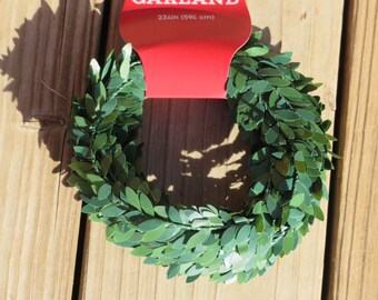 Boxwood leaf garland,appx 1 inch wide,wired,19.5 ft length,floral,Christmas,holiday crafting