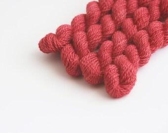 Hand dyed embroidery yarn | rose red | embroidery wool | wool | silk | laceweight knitting | cross stitch | tapestry | weaving | 20m