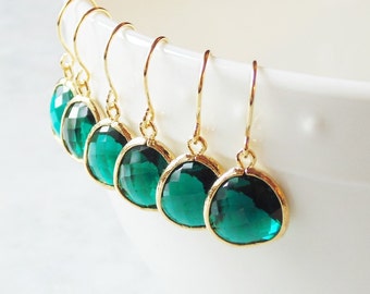 Gift Emerald earrings Emerald drop earrings Green earrings Green dangle earrings Bridesmaid earrings Bridal earrings Green drop earrings