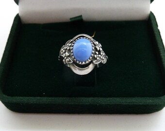 Vintage Silver Ring Floral Boho Ring with Oval Lilac Blue Cabochon Vintage USSR Boho Jewelry Romantic Ring Vintage 1960 Original Hippie Ring