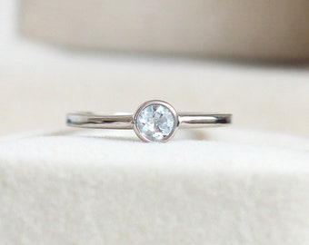 Natural Aquamarine Ring - 4mm Round Cut Aquamarine, Aquamarine Ring Silver, Aquamarine Solitaire Ring, March Birthstone Ring
