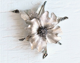 Vintage Avon of Belleville (Boucher) Large Silver Flower Brooch w/ Black Rhinestone, Amazing Condition, 1950s Canadian Costume Jewelry
