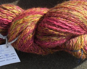 Handspun yarn - 'Wild wine I', 100 g, 390 m 2 ply - Gotland/BFL