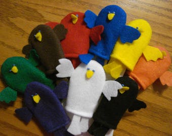 Teach colors and numbers 9 Finger Puppets includes white color