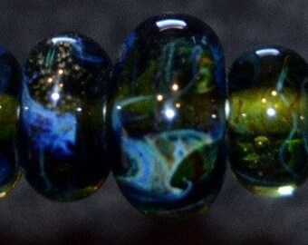 Surf - seven borosilicate lampwork beads- SRA K45