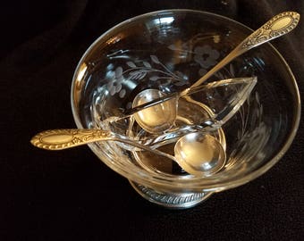 Condiment dish