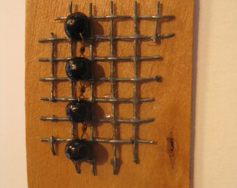 JR203 wood and bead pin