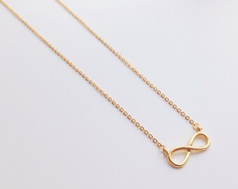 Gold infinity necklace, pendant necklace, simple necklace, minimalist, infinity necklace, minimalism, cute necklace, jewelry, cute jewelries