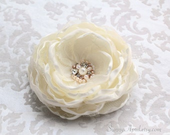 Ivory Hair Flower/ Brooch/ Handmade Wedding Accessory