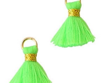Beaded tassels, tassels, tassel pendant-1.5 cm-3 pcs.-Color selectable (color: green)