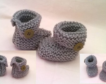 Booties wool baby boots with buttons