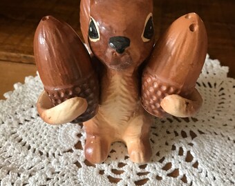 Vintage squirrel salt and pepper shaker set.