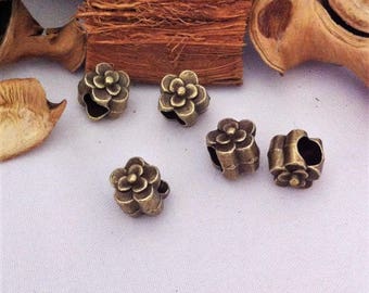 4 flower spacer, large hole 4.5 mm, bronze