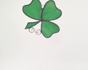 Stained Glass Shamrock Suncatcher - St Patrick's Day - Irish Decor - Suncatcher - Green - Shamrock