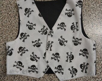 Boys waistcoat age 3-4 skulls