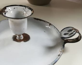 White enamel candlestick / taper /.