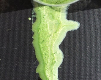 bright green effect pigment, 1 oz 3.5 oz mica based iridescent pigment, cosmetic grade use in soaps lipsticks or any paint medium