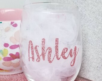 Personalized Name Glitter Wine Glass | Graduation Gift | Birthday Gift | Mothers Day | Stemless Wine Glass | Custom Drinkware | Custom Gifts