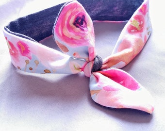 Newborn floral/charcoal gray knotted headband