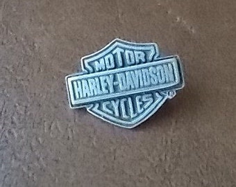 Vintage~Harley Davidson Pin~Harley Jewelry~Biker accessorie~Motorcycle Pin~Genuine Harley Pin~CLASSIC BAR and SHIELD