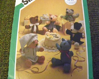 Sewing Pattern - Simplicity 6567 - Stuffed Bear And Bear Clothes