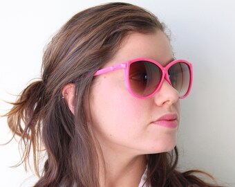 Vintage PINK Mod Taiwan ROC 1970s 1980s Sunglasses.retro. colorful shades. urban. hipster. nerd. shades. indie. chic. pink. boho. deadstock.