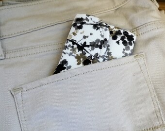 Small Wallet, Business Card Holder or Wallet, Gift Card or Credit Card Wallet