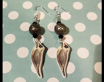 Earrings "your gulls gules, the sea is low"