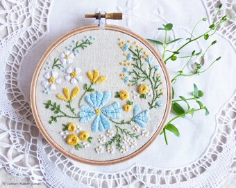 Hand Embroidery Kit, Embroidery Hoop Art, Christmas idea - Blossoming Garden - Diy Kit, Broderie, Hoop Art, Tamar, Modern Hand Embroidery