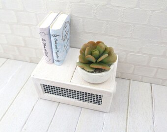 Succulent Calancoe in pot for dollhouse in 1:12 scale
