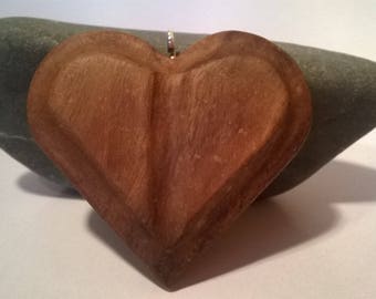 Heart pendant in Walnut