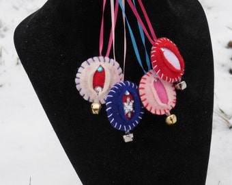 iFelt Vaginas Four Pack of Small Valentine's Ornaments
