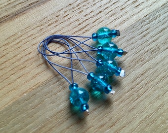 Knitting Stitch Markers Set of 5, Snag Free Knitting Tools, Value Pack, Gift for Knitters, Yarn Lover, Glass Stitch Markers, Stocking Filler