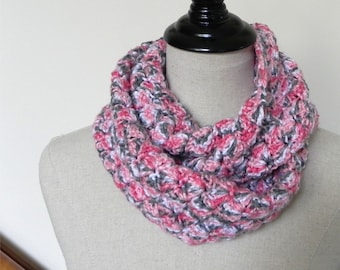 Crochet infinity scarf in shades of rose pink, gray and white is ready to ship, crochet cowl #526