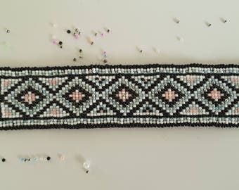 Bracelet Woven of glass beads