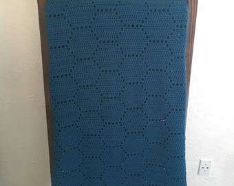 Hexagon Honeycomb Crochet Blanket
