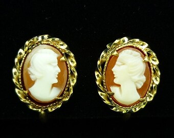 Vintage 12K Gold Filled A & Z Cameo Screw Back Earrings, Petite Earrings, Gold Filled Earrings, Vintage Earrings, Victorian Earrings, C1950