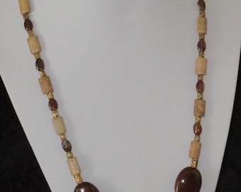 Brown and beige chunky necklace
