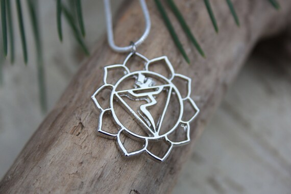 SOLAR PLEXUS NECKLACE -Chakra Necklace- Necklace- Solar plexus- Yoga- Spiritual- Crystals- Reiki Necklace- Chakra Jewellery- Gift- Christmas