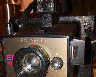 Vintage Polaroid EE44 camera