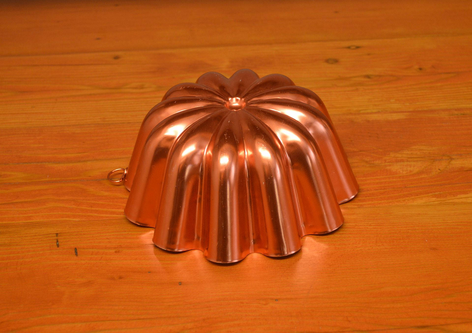 Vintage copper Fluted jello mold Bundt pan metal fluted molds