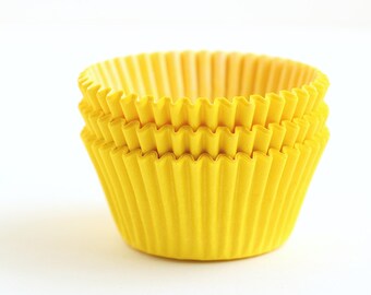 SALE: Yellow Cupcake Liners (100)