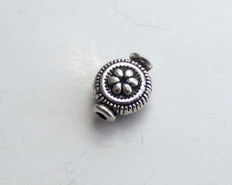 Antique Silver Flower Coin Beads 10mm (8 pcs) MW-P5614